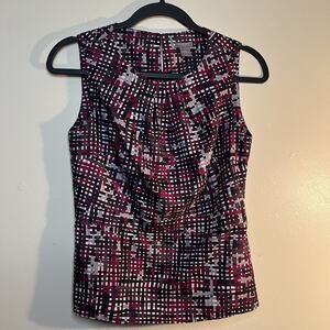 Ann Taylor Blouse Size 4P Women’s Top Side Zipper Back Pleated Necklne Polyester
